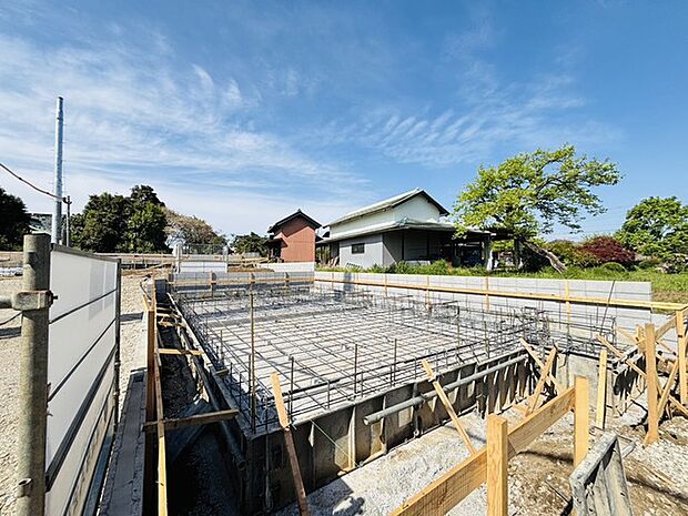 基礎から完成済みの住まいまで、各工程をご確認いただけます。
