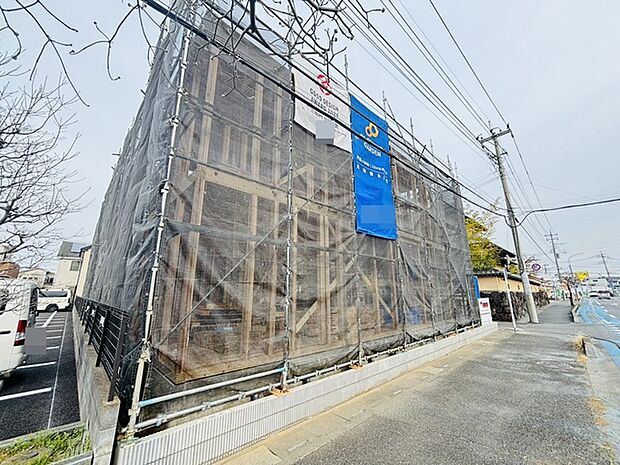 風通し・日当たりに優れる角地。開放感をお楽しみください。