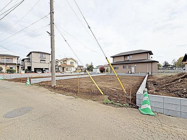 十分な奥行きを生かし、プライベート性の高い間取りをご提案します。