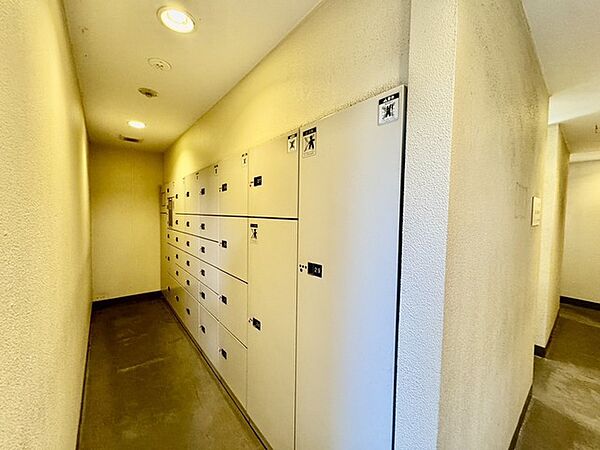 留守がちな世帯でもしっかり受け取れる宅配ボックス。