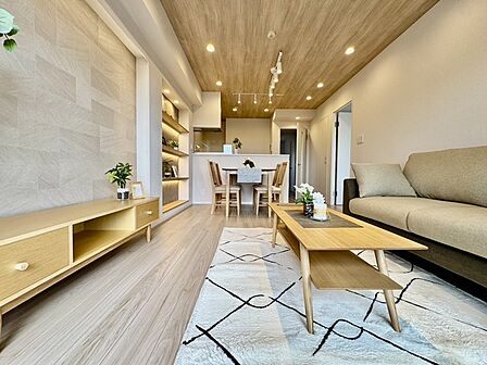 リビング空間にこだわりたい方に、見ていただきたい住宅です。