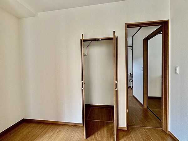たっぷり収納で、お部屋の中はいつもキレイに片付きそうですね。