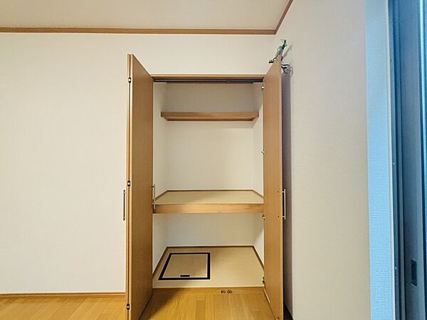 ご家族の思い出も大切にしまっておけるたっぷり収納。