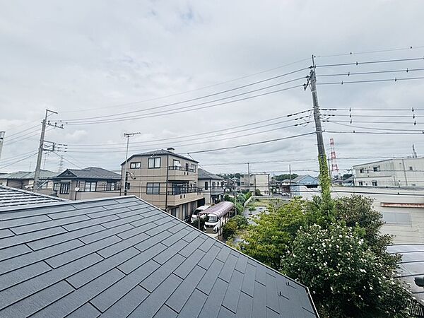 車の通りも少ない閑静な住宅地。子育てにも、第二の人生にも。