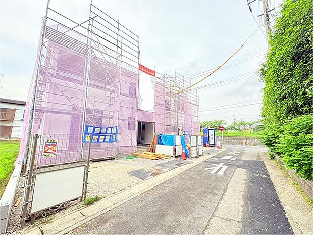 幅員こそやや狭くても、その分交通量が少なくて安心。