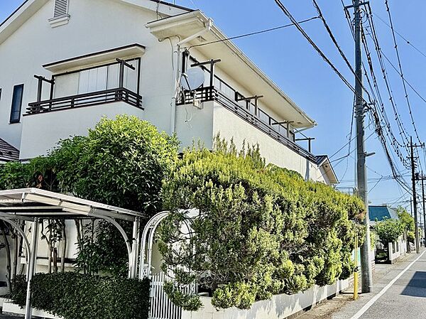 南向きバルコニーでお洗濯ものはいつもカラッと乾きます。