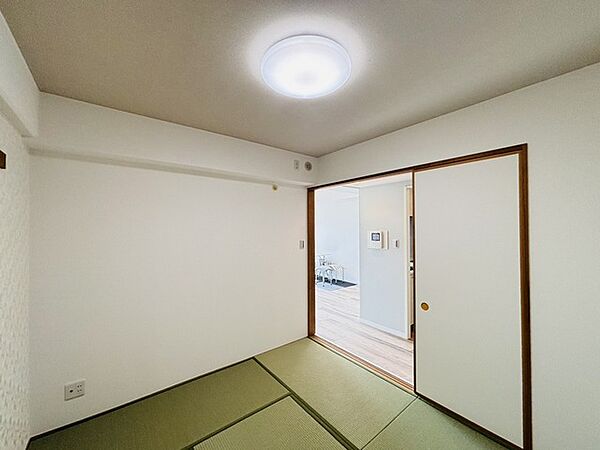 畳のにおいが香る和室は、きっとくつろぎの空間になるでしょう。
