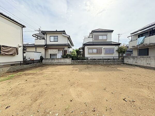 現地をご覧いただきながら、住まいの夢をお聞かせください。