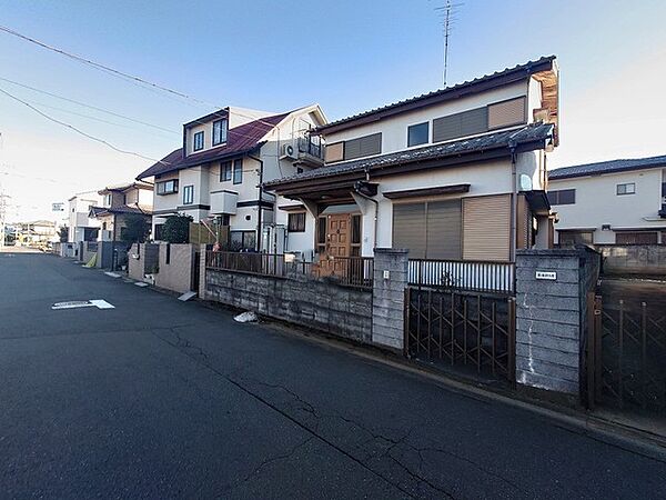 道路は6ｍほどになると駐車の際の停めやすさがかなり違ってきます。