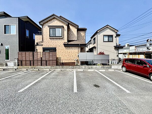閑静な住宅地で、小さなお子様がいるご家族にも安心。