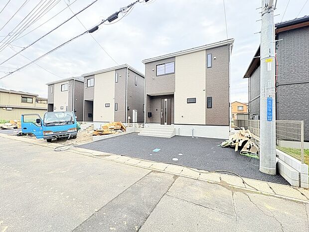 同じグレードで建てられた最寄りの完成物件を、参考にご覧になれます。