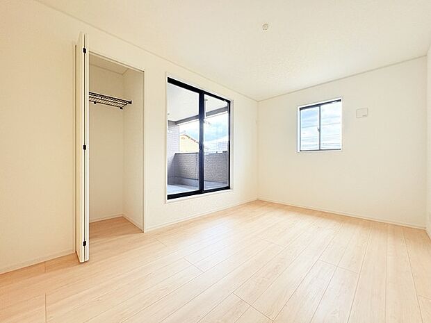 この部屋だれの部屋にしようかな、なんて会話を現地で楽しんでください。