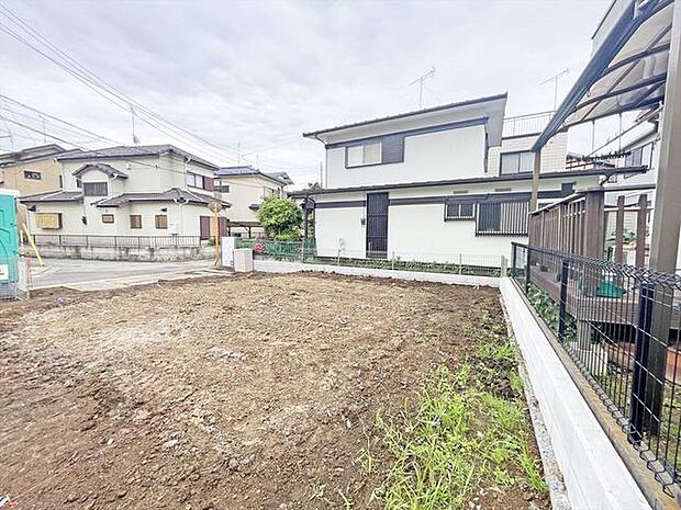同じグレードで建てられた最寄りの完成物件を、参考にご覧になれます。 