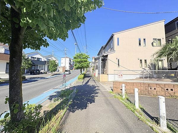 前面歩道