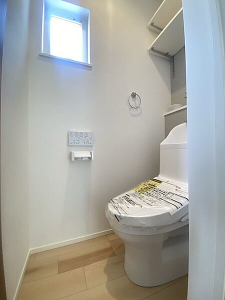清潔好きには欠かせないウォシュレット機能付き。