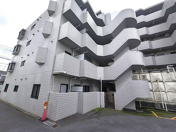 売主様ご退居済み。お気兼ねなくご見学いただけます。ごゆっくりどうぞ。
