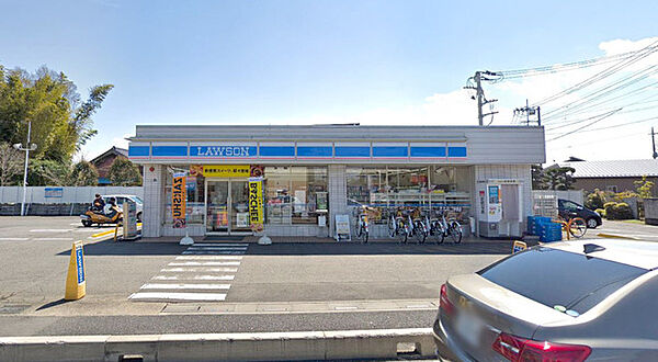 ローソンさいたま八王子3丁目店（590m）