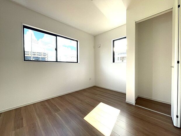 この部屋だれの部屋にしようかな、なんて会話を現地で楽しんでください。