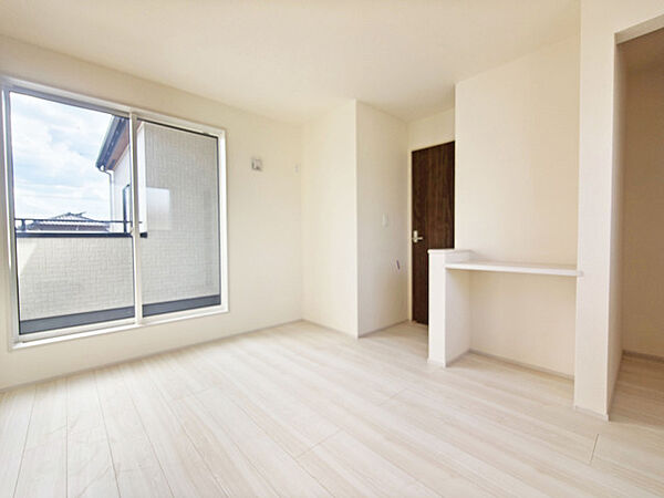 この部屋だれの部屋にしようかな、なんて会話を現地で楽しんでください。