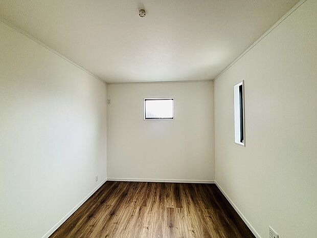 この部屋だれの部屋にしようかな、なんて会話を現地で楽しんでください。
