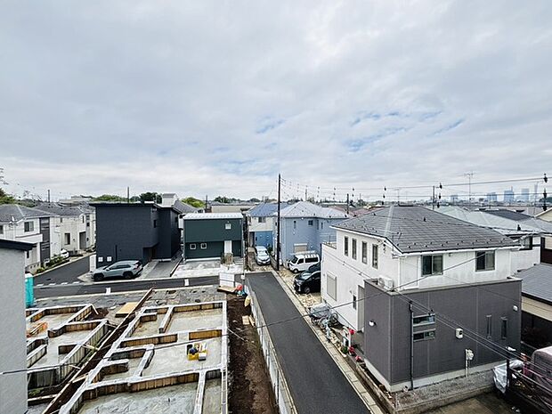 車の通りも少ない閑静な住宅地。子育てにも、第二の人生にも。