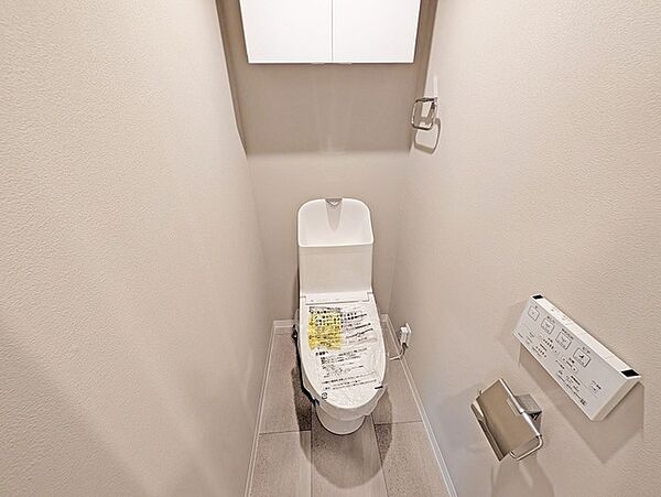清潔好きには欠かせないウォシュレット機能付き。