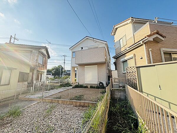 閑静な住宅地で、小さなお子様がいるご家族にも安心。