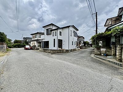 外観:ウェブや資料からでは得られないヒントがたくさん見つかる物件です。 外観:ウェブや資料からでは得られないヒントがたくさん見つかる物件です。