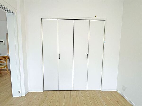 ご家族の思い出も大切にしまっておけるたっぷり収納。