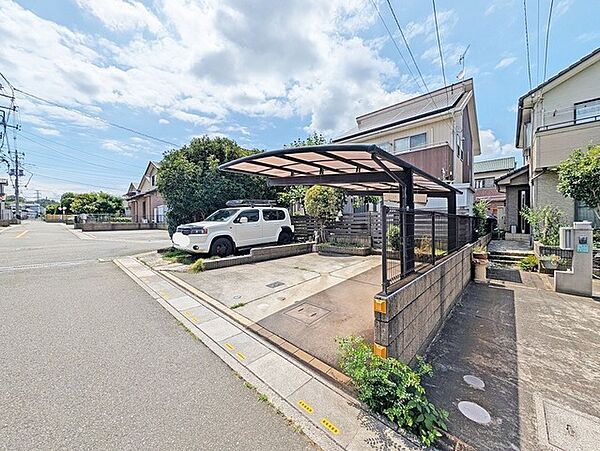 道路は5ｍほどになると駐車の際の停めやすさがかなり違ってきます。
