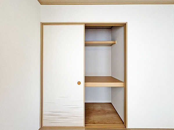 和室の収納は、やっぱり押入れがしっくりきます。