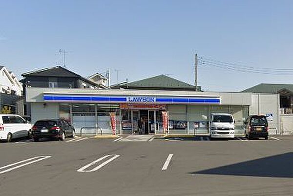 ローソンさいたま西遊馬店（270m）