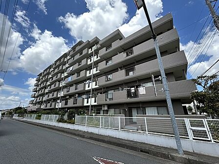 閑静な住宅地で叶える、穏やかな新生活が待ってます。