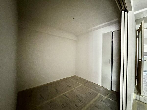 リフォーム工事中。この部屋だれの部屋にしようかな、なんて会話を現地で楽しんでください。