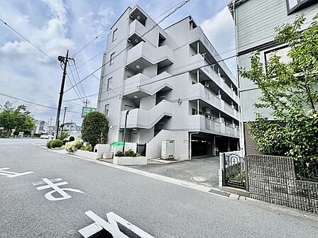 ウェブや資料からでは得られないヒントがたくさん見つかる完成物件です。