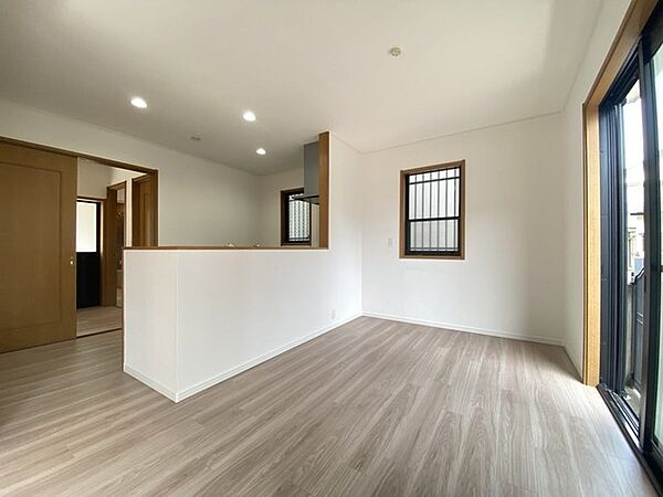 リビング/ダイニングを拡大表示
