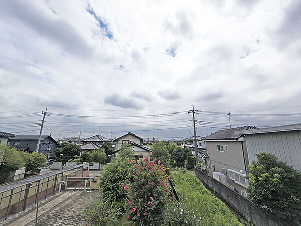 ゆったりとした緑地の多い立地ならでは！このビュースポットは見ごたえあります。