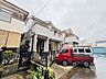 外観：幹線道路から1本入った現地は、想像以上に静かに感じられます。 