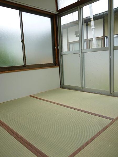 detached 福島県福島市飯坂町平野字道添23-4

地図を見る
