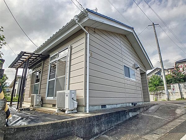 detached 福島県伊達郡国見町大字藤田字宮前

地図を見る