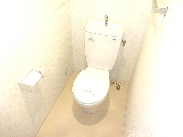 画像9:トイレ掃除ファイトです！