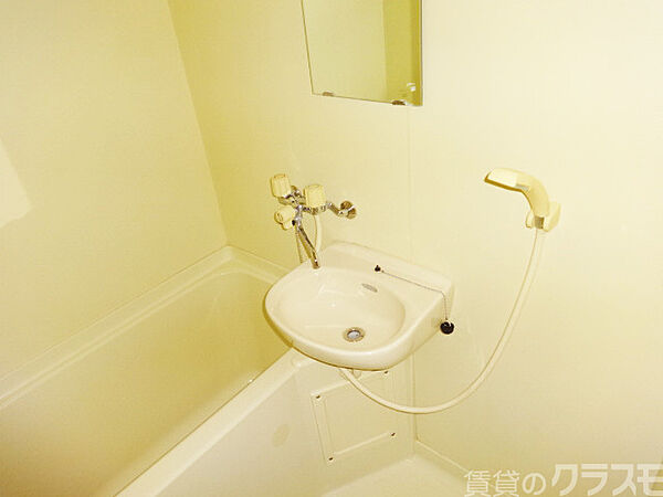画像4:浴室も広々〜♪快適空間です☆