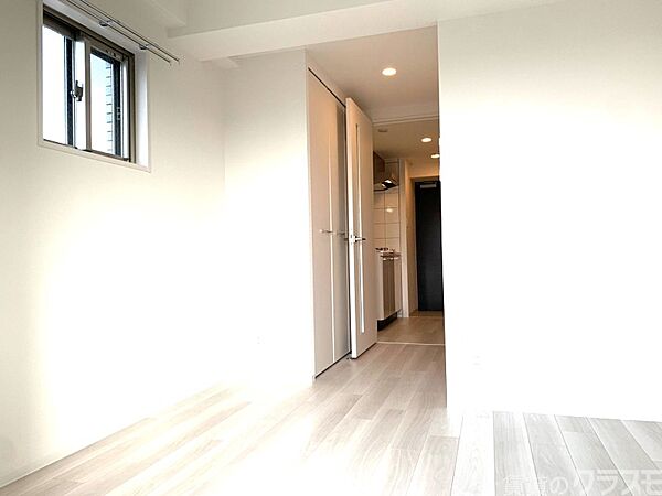 画像19:白を基調にしたキレイなお部屋です。