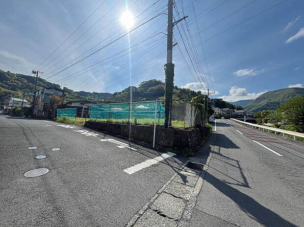 隣接道路