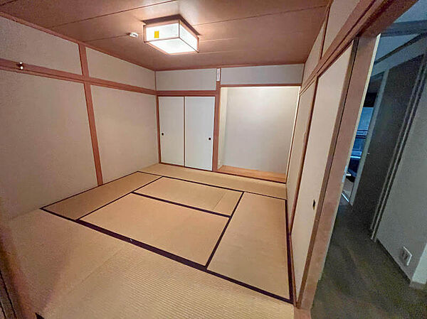 和室（8畳）別角度
