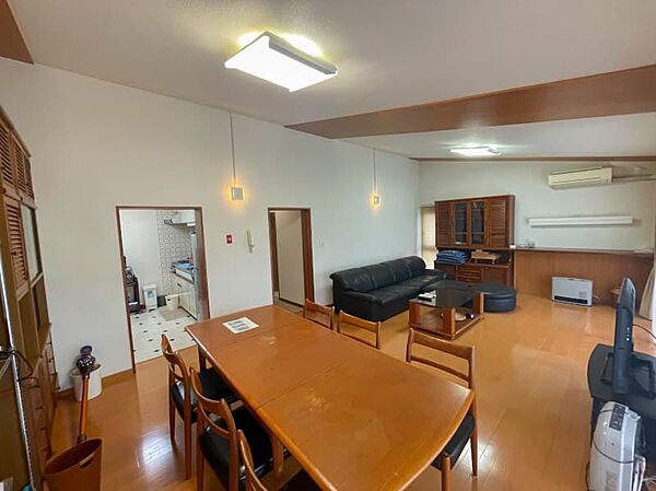 ダイニング別角度