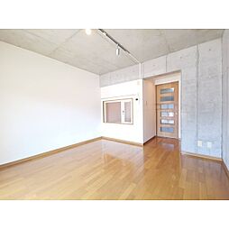 HANA STUDIO APARTMENT 101 1階1Kのリビング/ダイニング