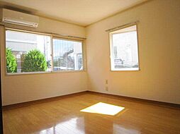 ドヌールビアンカI 2階3DKのリビング/ダイニング