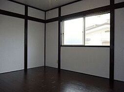 ホワイトウィング狭間I 2階2DKのリビング/ダイニング