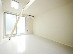 コンポジット相原 1階1Kのリビング/ダイニング